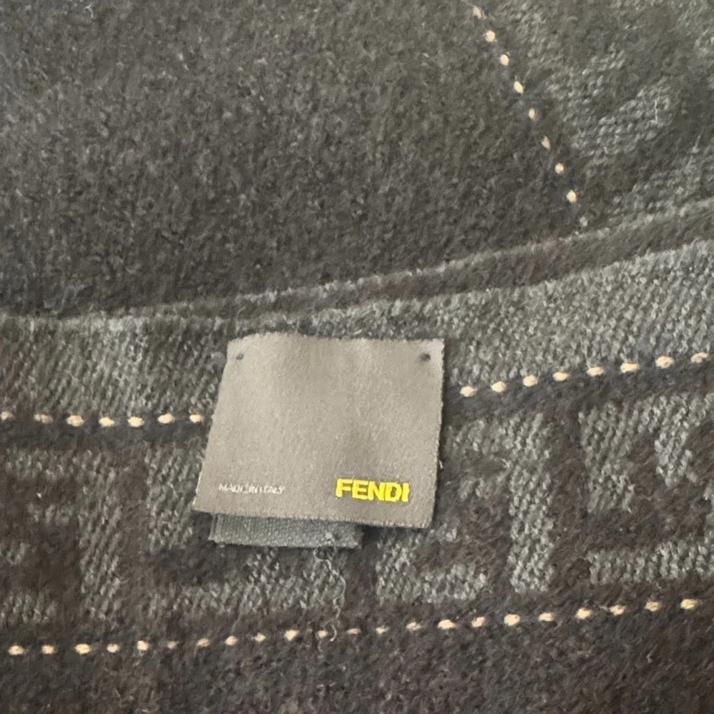 Black Patterned FENDI F Scarf